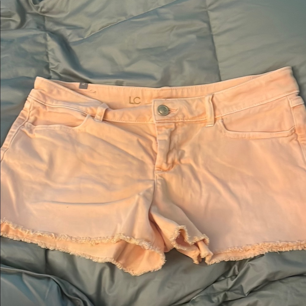 LC SHORTS